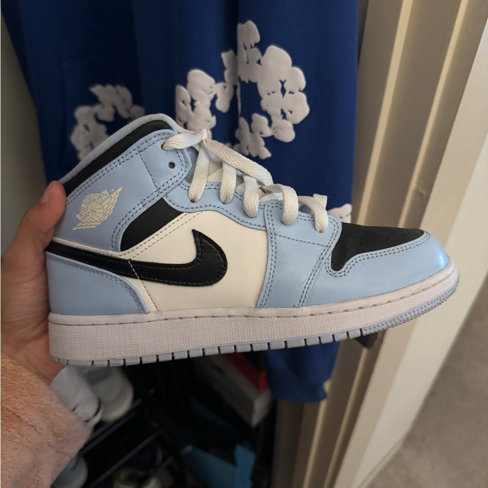 Air Jordan 1s
